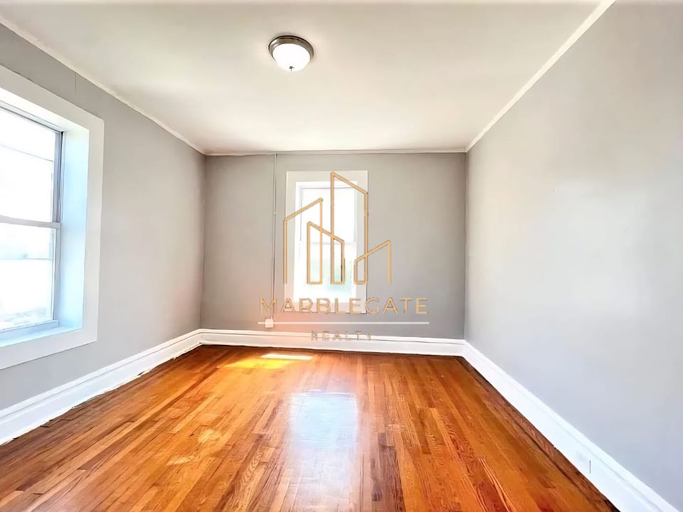 2nd image of 1300 Springfield Ave #403C
