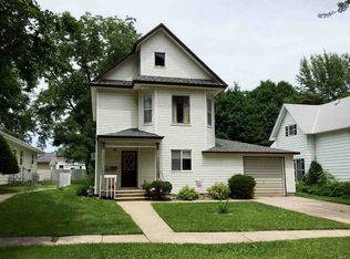 224 6th Ave E, Cresco, IA 52136