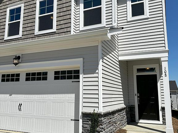 2nd image of 108 Sagebrook Dr