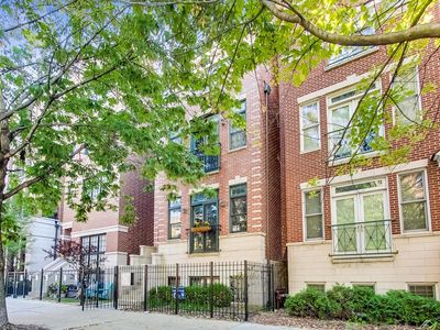 3839 N Southport Ave #3, Chicago, IL, 60613
