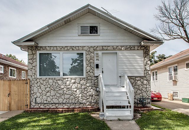 1st image of 346 22nd Ave