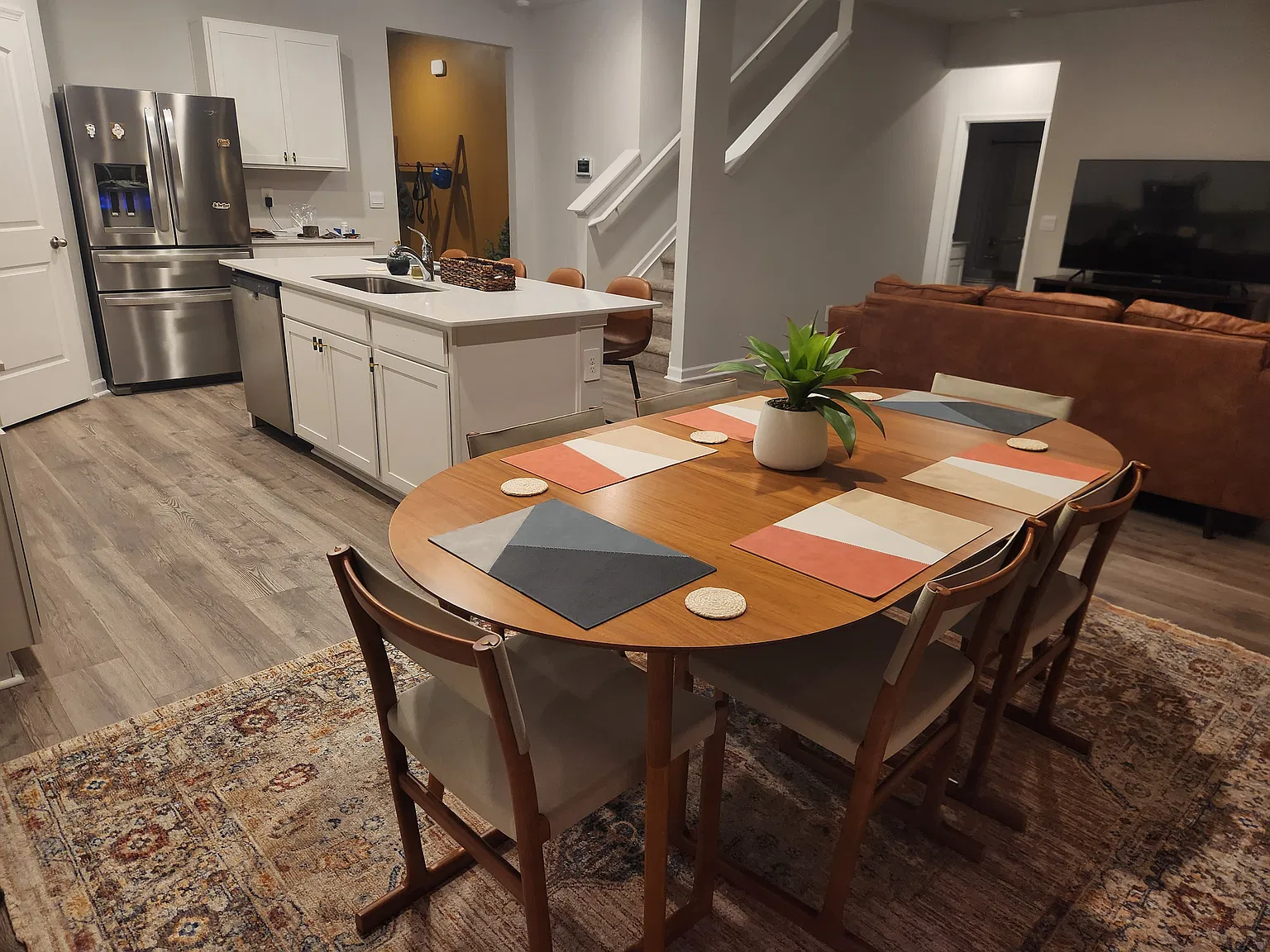 1 bed, 2511 sqft, $700 — Photo 3