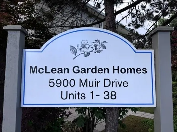 5900 Muir Dr #4, Richmond, BC V6V 2Y8