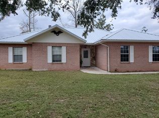 3189 Bumpnose Rd, Marianna, FL 32446