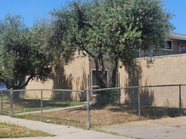 5 E Saginaw Way, Fresno, CA 93704