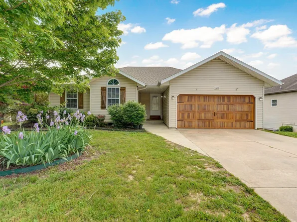1650 S Canton Avenue, Springfield, MO 65802