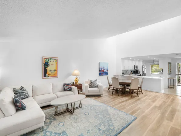 61 Eastgate Drive #D, Boynton Beach, FL 33436