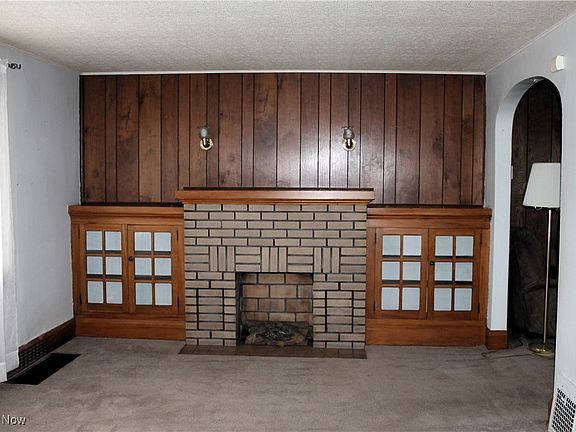 2nd image of 921 Camden Ave SW