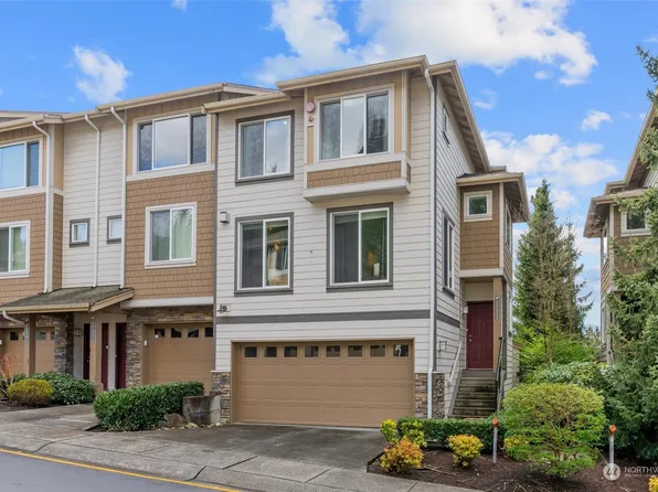 21233 SE 42nd Place, Issaquah, WA 98029