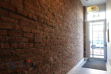 Rented by Rennit Inc.