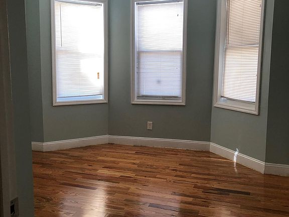 2nd image of 414 S 17th St Floor 3