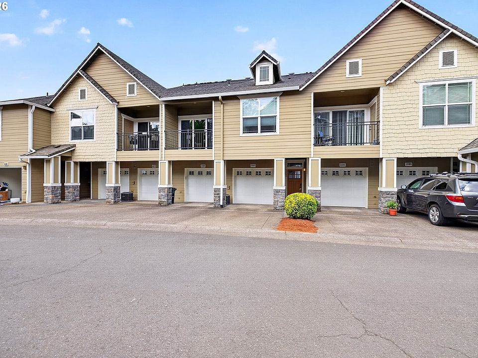 1st image of 3555 Summerlinn Dr