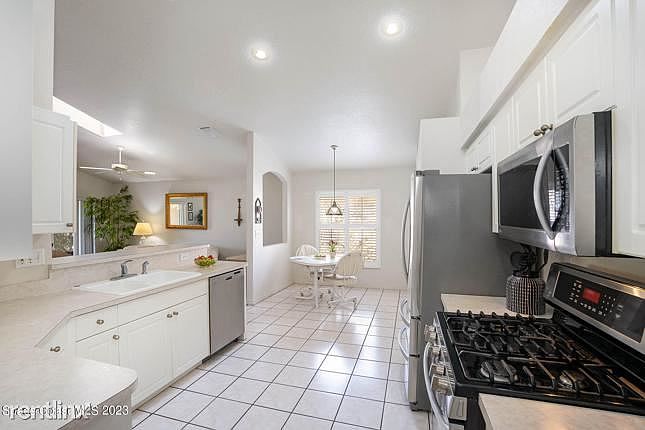 1st image of 550R Morning Cove Cir SE