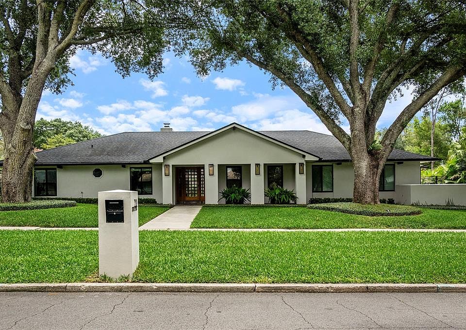 1st image of 220 ADAMS DRIVE