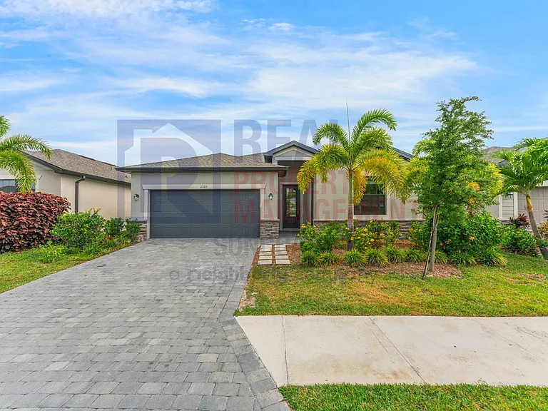 11160 Balfour St — Photo 2
