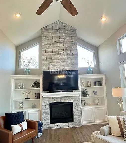 10134 Spring Water Ct — Photo 9