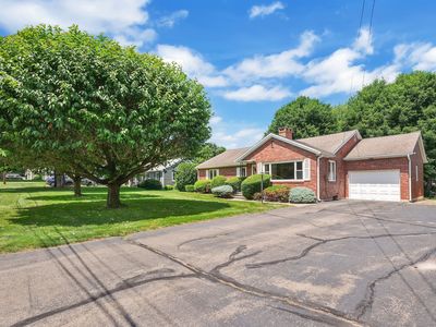 15 Merriman Road, Wethersfield, CT, 06109