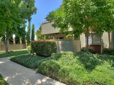 3827 Panda Ln, San Jose, CA, 95117