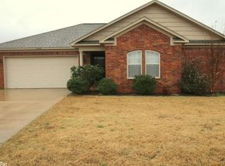 1335 Andrews Dr, Conway, AR 72032