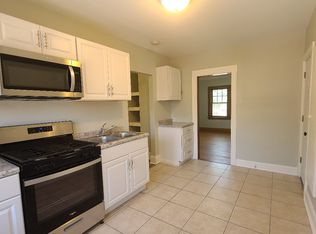 910 4th Ave #1N, Rockford, IL 61104