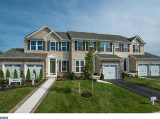 800 N Aikens Tavern Ct, Newark, DE 19702