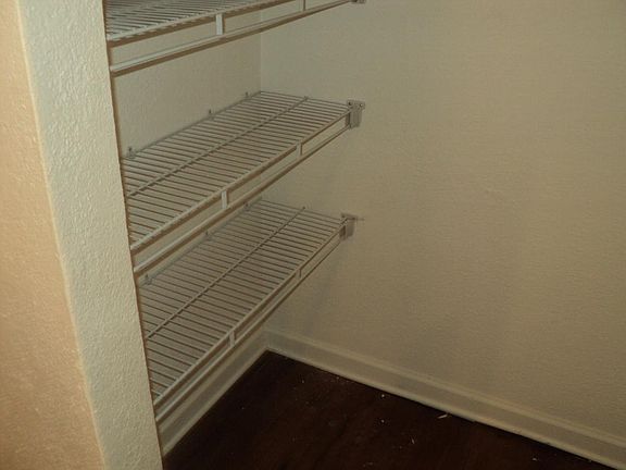 4th image of 5609 Napoleon Ct APT A