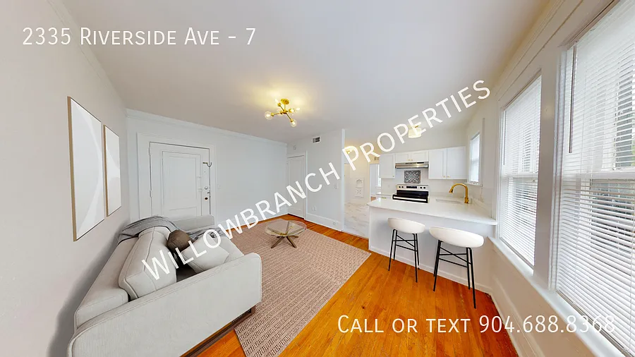 Building Photo - 2335 Riverside Ave #7