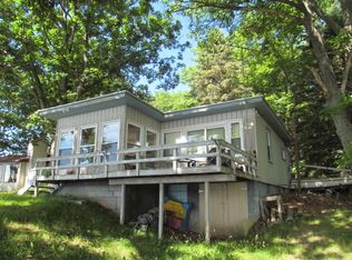 19940 Elmwood Ave, Chippewa Lake, MI 49320