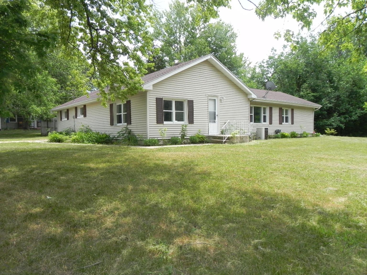 10727 Shaver Rd, Portage, MI 49024 Zillow