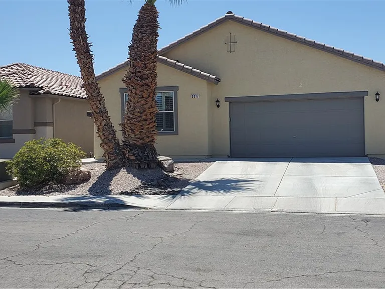 3017 Hartley Cove Ave — Photo 3