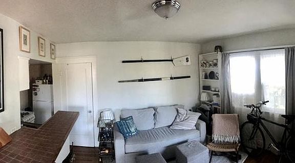 3rd image of 554 Avenue A APT C
