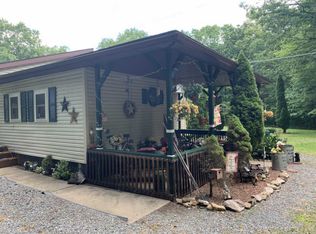 1546 Red Hill Rd, Lehighton, PA 18235