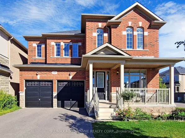 459 Threshing Mill Blvd, Oakville, ON L6H 0T3