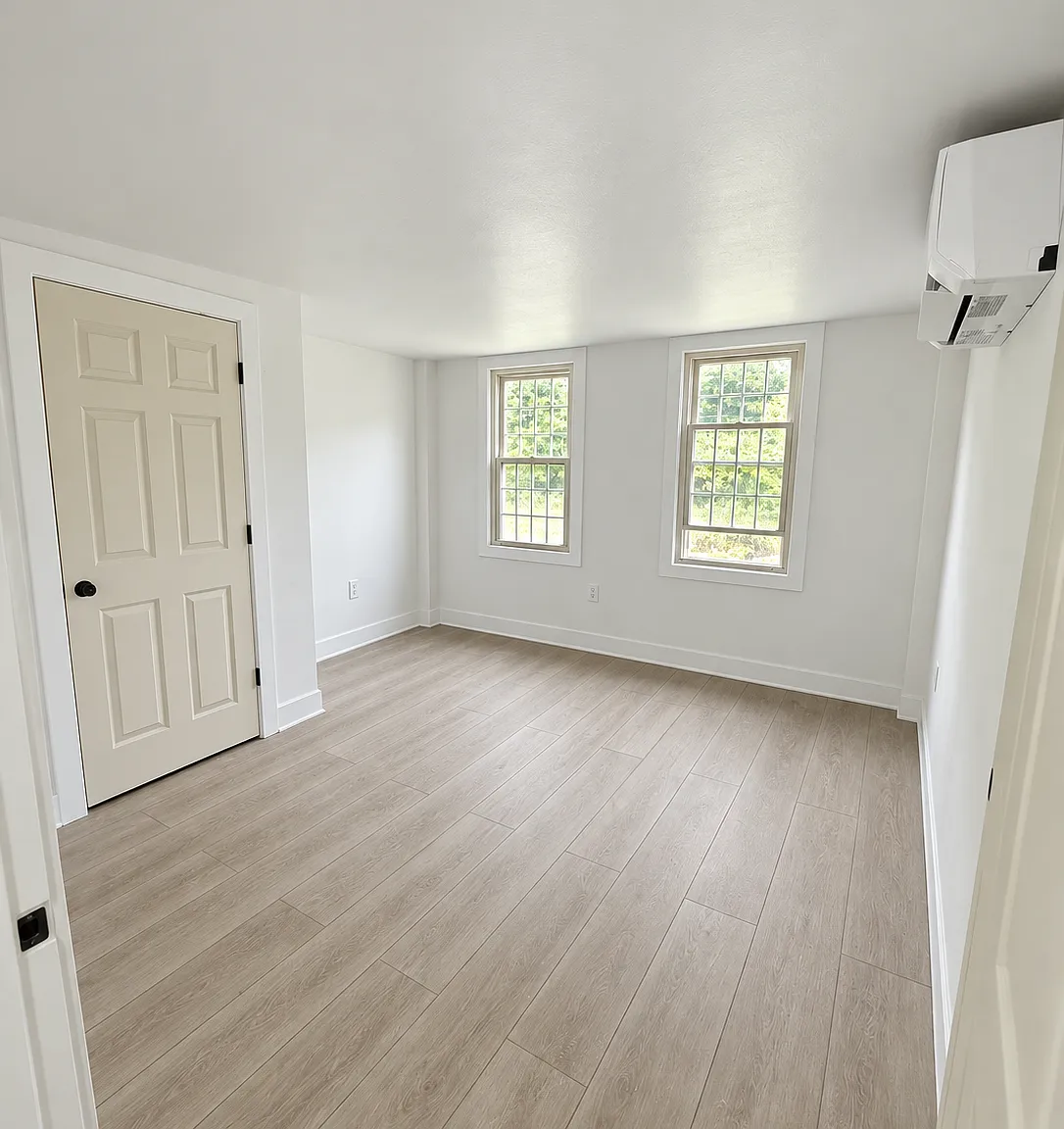 3 bed, 1700 sqft, $3,200 — Photo 2