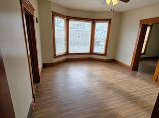 209 S 9th St #2, Norfolk, NE 68701