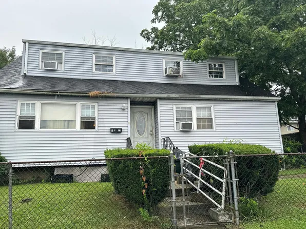 1020 Wellwood Ave, West Babylon, NY 11704