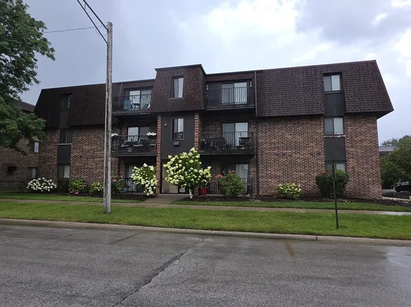 14526 S Muskegon Ave APT 1C, Burnham, IL 60633