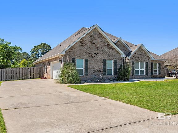 2nd image of 725 Winesap Dr