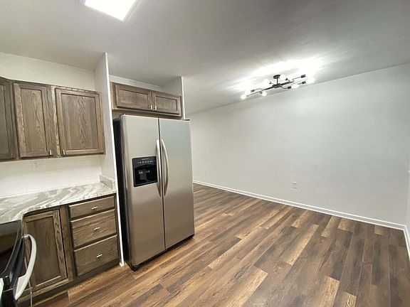 5th image of 33 Faris Cir #33