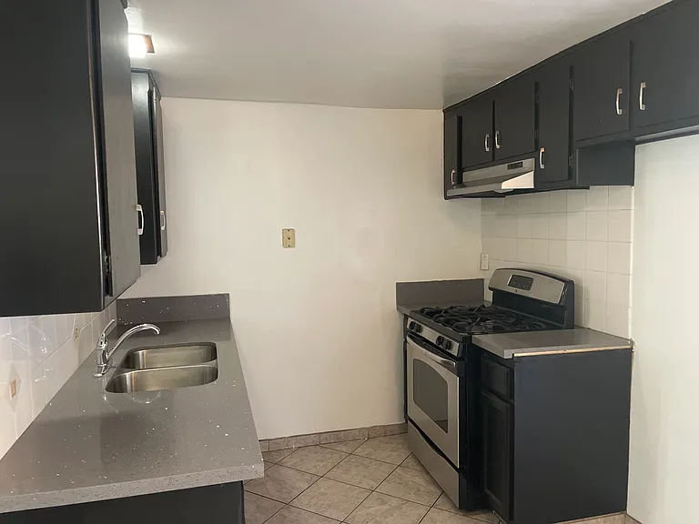 311 San Marcos St — Photo 11