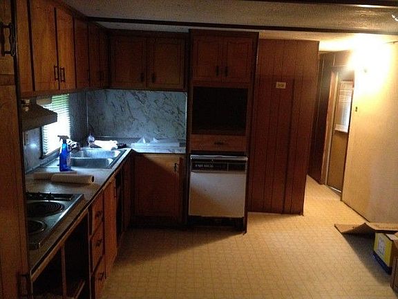 4th image of 66359 Markham Dr