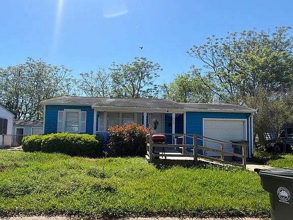 3rd image of 113 Whiting Ave