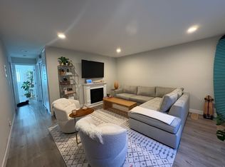 2221 Felspar St #B, San Diego, CA 92109