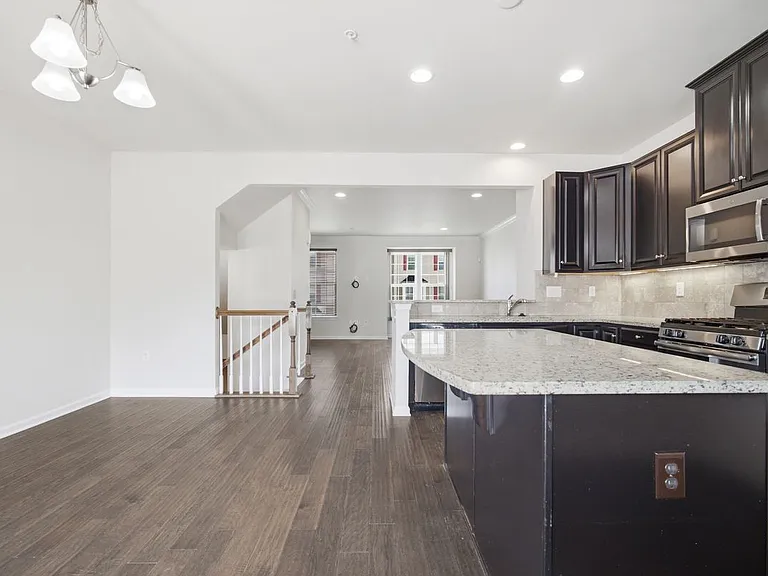 20 Twomey Ct — Photo 4