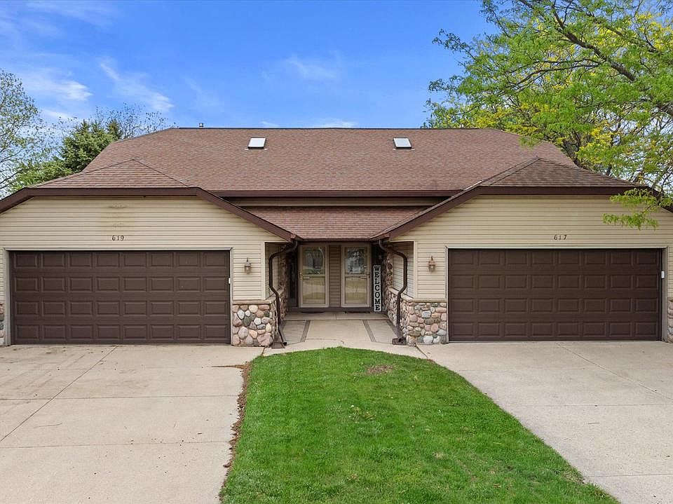 1st image of 617 Wellington DRIVE #619