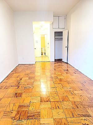 3rd image of 335 W 29th St #2F