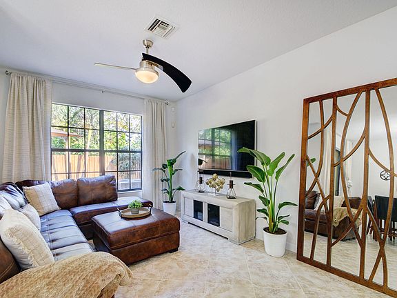 3rd image of 10342 Wellington Parc Drive