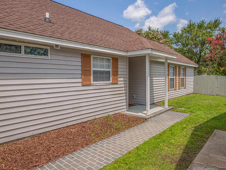 112 Dusty Trail Ln — Photo 4