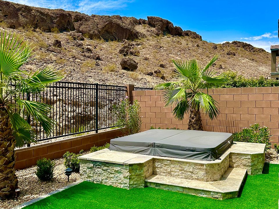 #GuardianRealty Lake Las Vegas Rental backyard spa_08042023