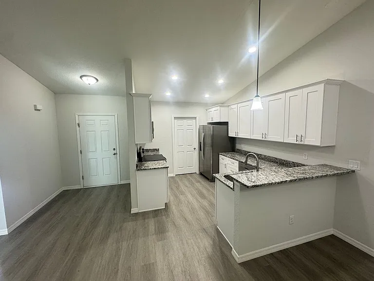 8145 Cozumel Ln — Photo 11